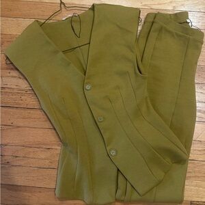 Olive Green Button-Up Vest and Pants Set Zara S
Reposhed